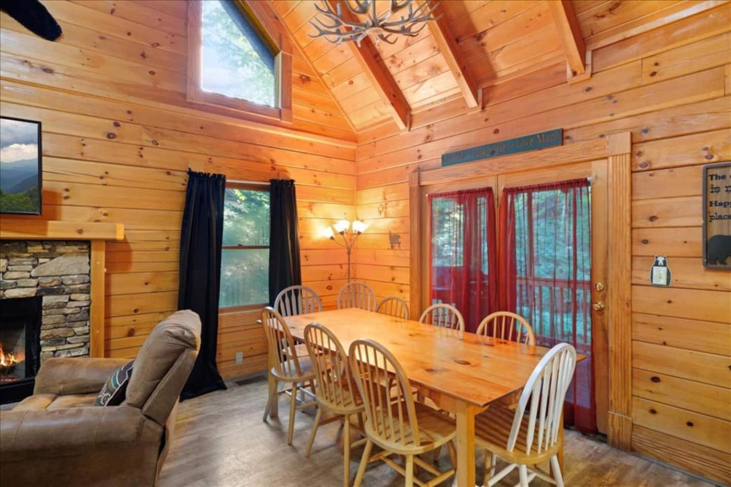 5Br Smoky Cabin Hot Tub, Games, 1 Mi To Parkway Піджен-Фордж Екстер'єр фото